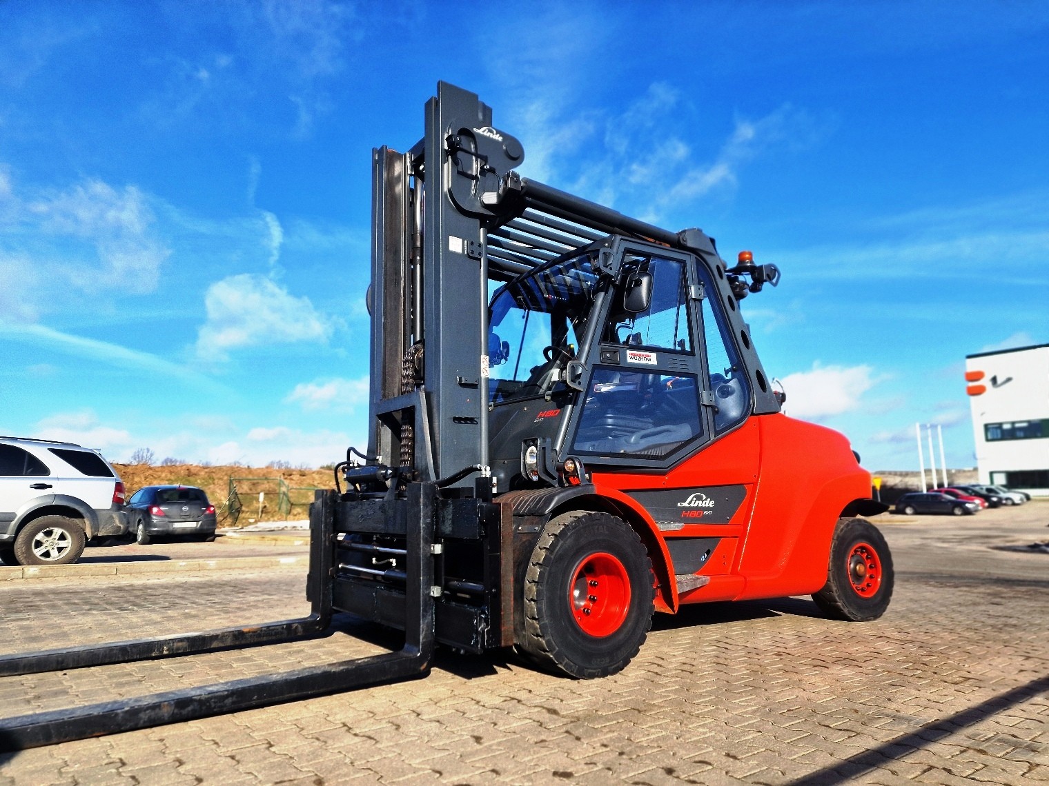 Wózek widłowy LINDE H80T-1100