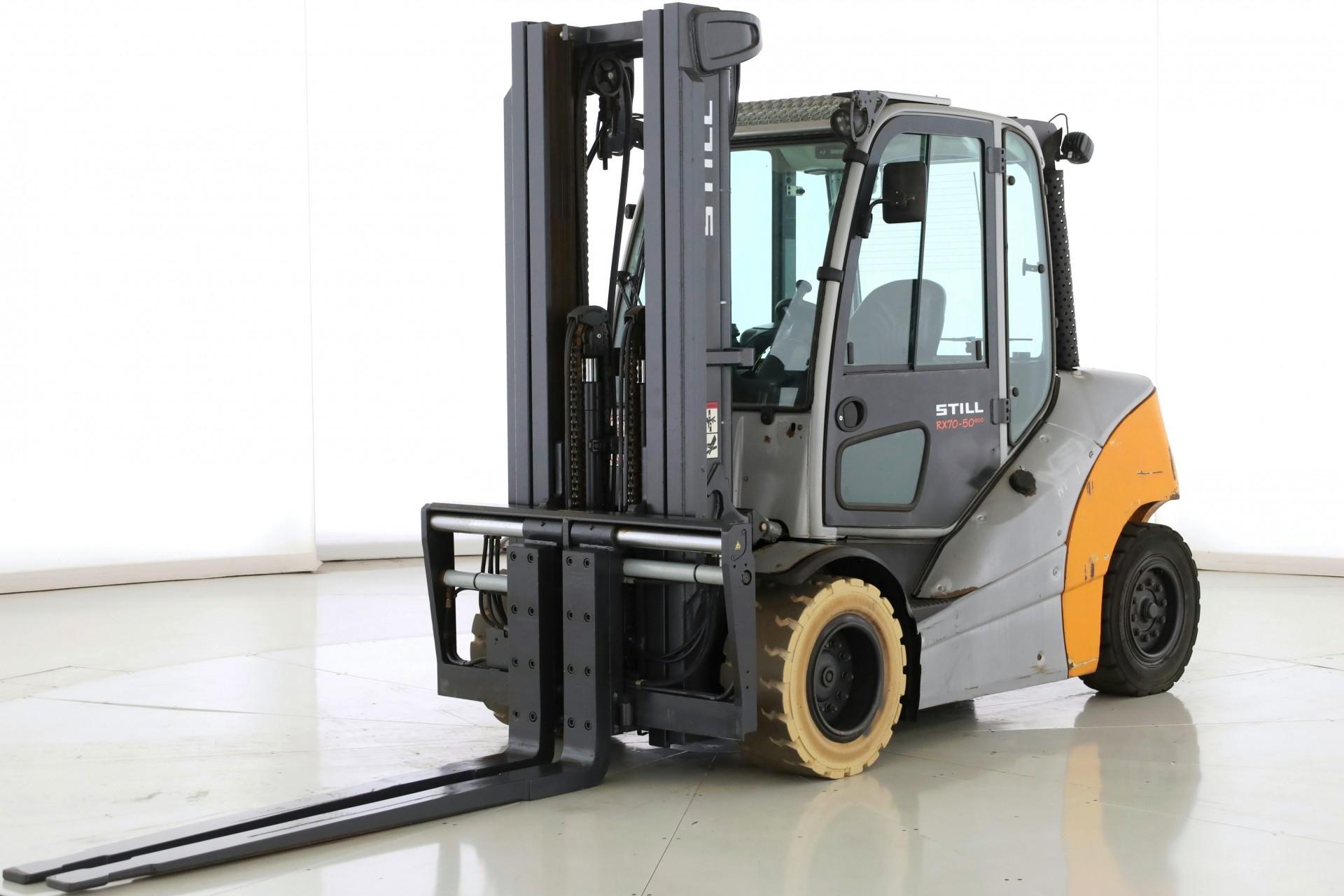 Wózek widłowy STILL Rx70-50-600