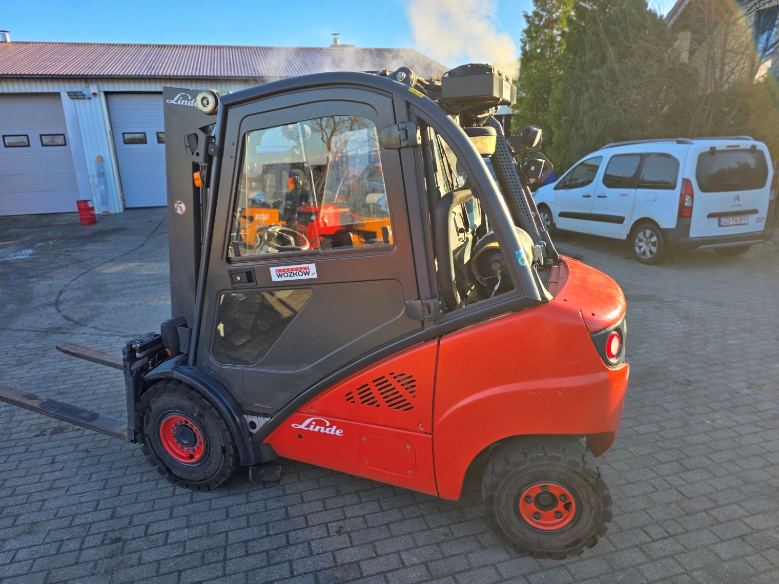 Wózek widłowy LINDE H30T