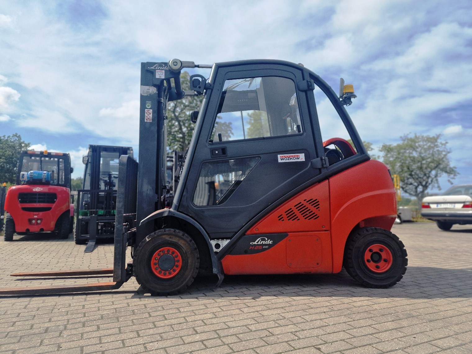 Wózek widłowy LINDE H25T