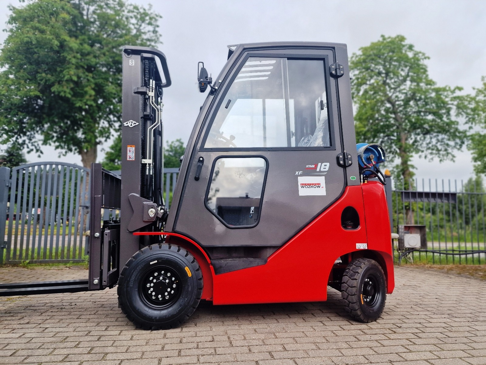 Wózek widłowy HANGCHA CPYD18