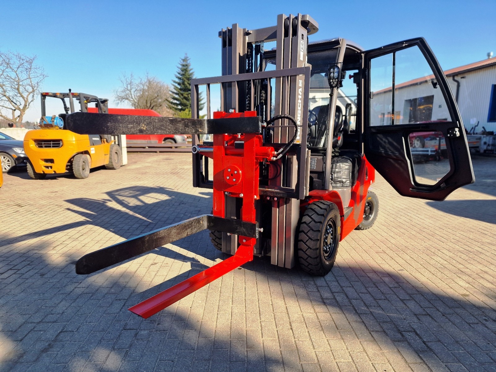 Wózek widłowy HANGCHA CPYD25