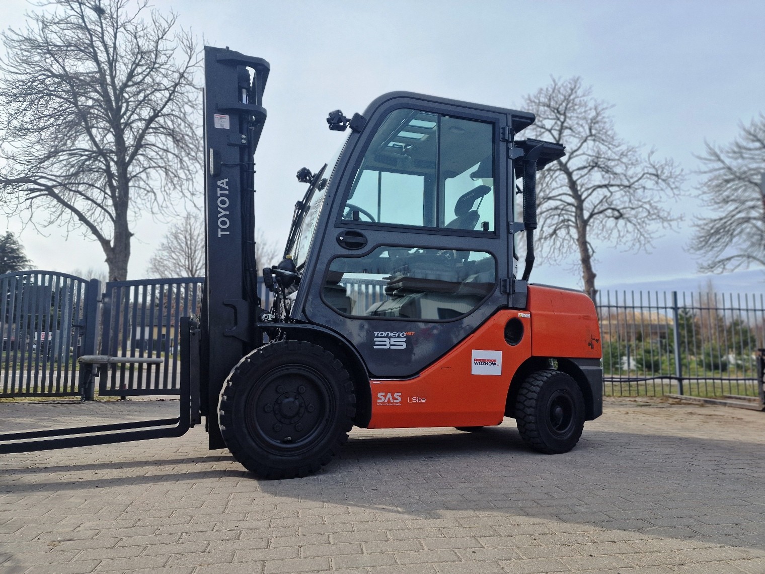 Wózek widłowy TOYOTA 8FDJ35F