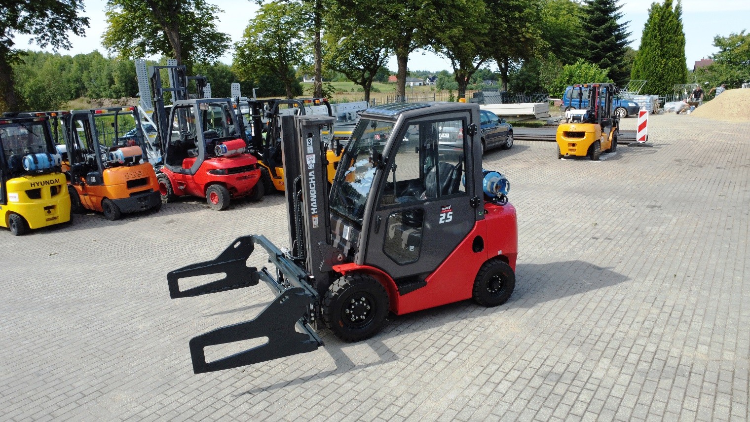 Wózek widłowy HANGCHA CPYD25