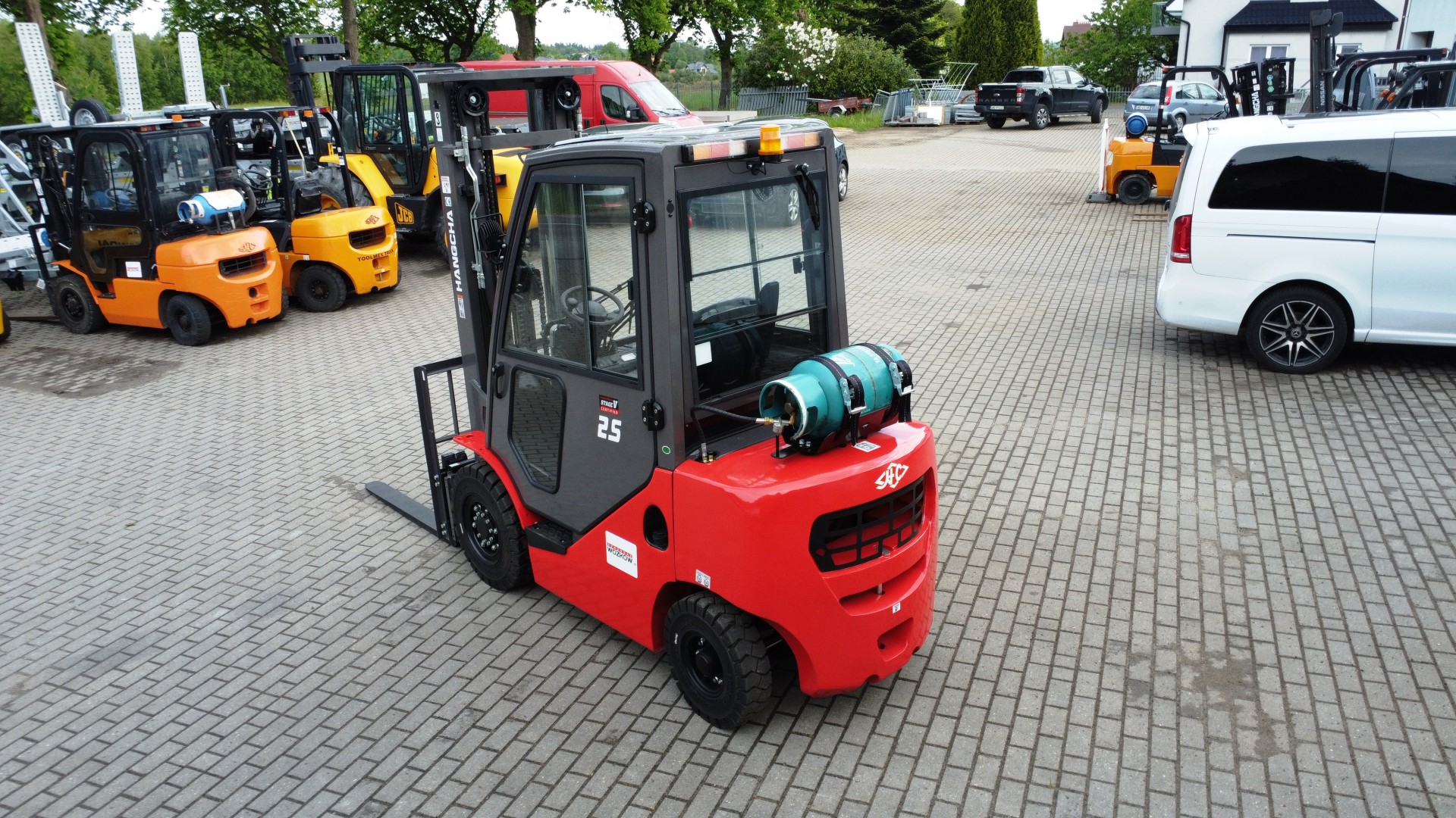 Wózek widłowy HANGCHA CPYD25