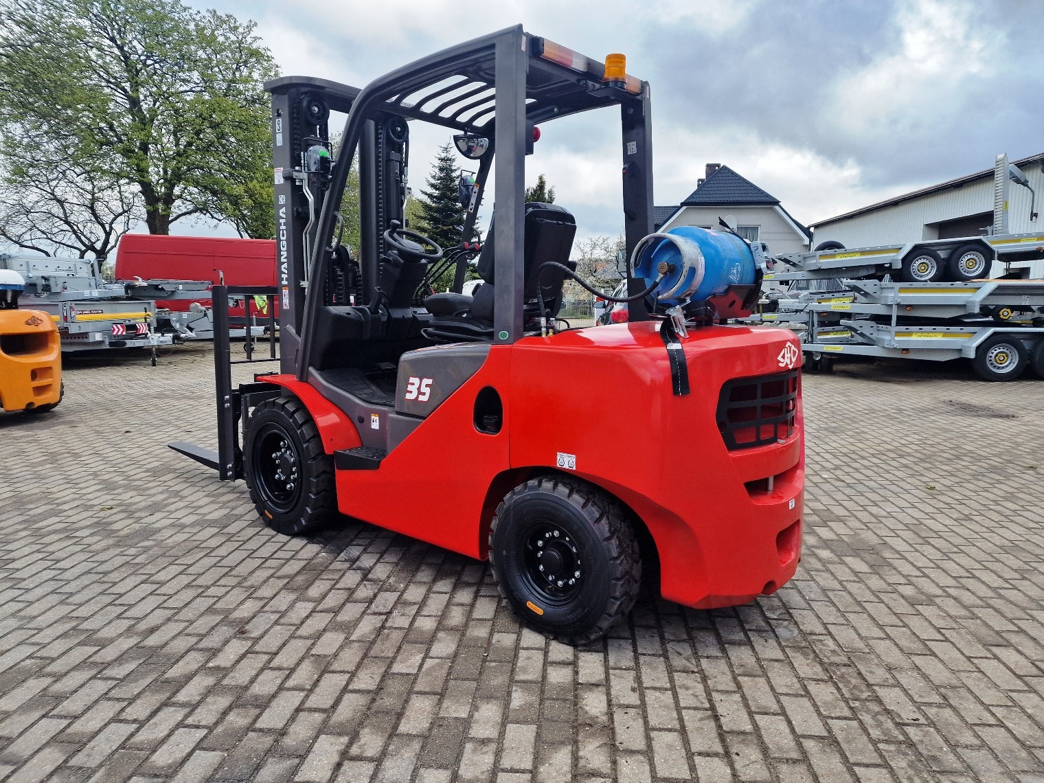 Wózek widłowy HANGCHA CPYD35